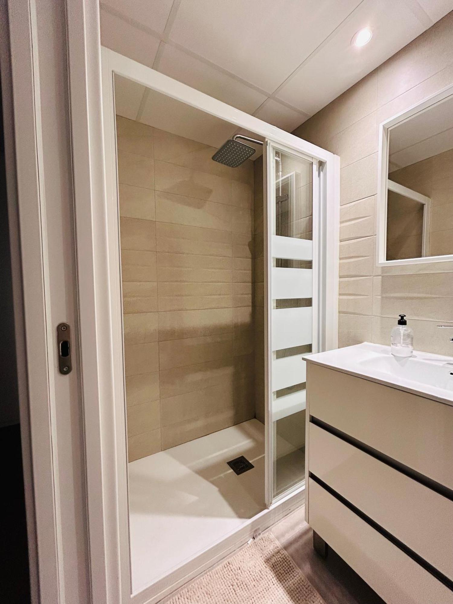 Apartamentos Corteingles Castellon By Tucasanlaplaya كاستيون ذي لا بلاند المظهر الخارجي الصورة
